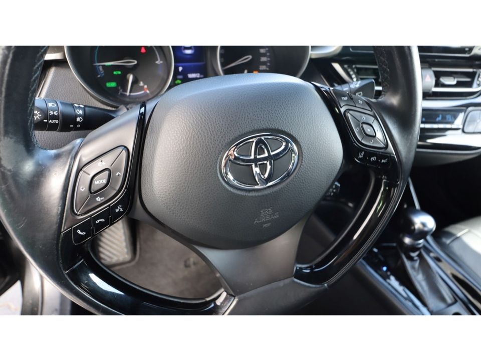 Toyota C-HR 1.8 Hybrid Black Ed | JBL Sound | Camera | Media | Led