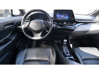 Toyota C-HR 1.8 Hybrid Black Ed | JBL Sound | Camera | Media | Led