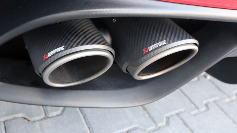 Alfa Romeo Giulia 2.9 V6 Quadrifoglio | Akrapovic | Led | Pracht machine