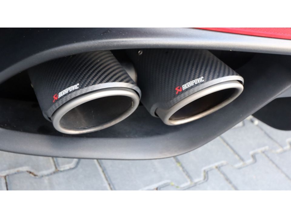 Alfa Romeo Giulia 2.9 V6 Quadrifoglio | Akrapovic | Led | Pracht machine