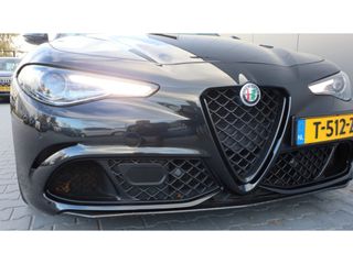 Alfa Romeo Giulia 2.9 V6 Quadrifoglio | Akrapovic | Led | Pracht machine