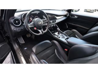 Alfa Romeo Giulia 2.9 V6 Quadrifoglio | Akrapovic | Led | Pracht machine