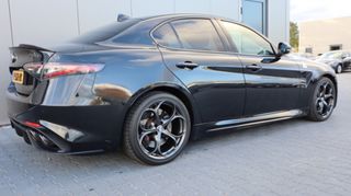 Alfa Romeo Giulia 2.9 V6 Quadrifoglio | Akrapovic | Led | Pracht machine