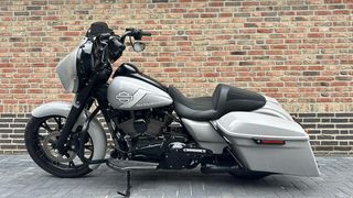 Harley Davidson 103 FLHXS Street Glide Special streetglide