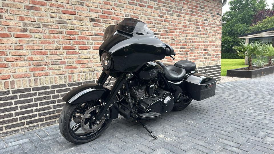 Harley Davidson 103 FLHX Street Glide Streetglide