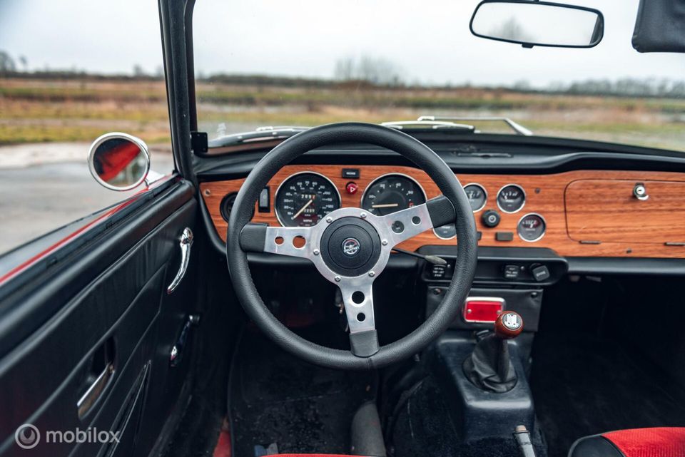 Triumph TR6 Soft Top 