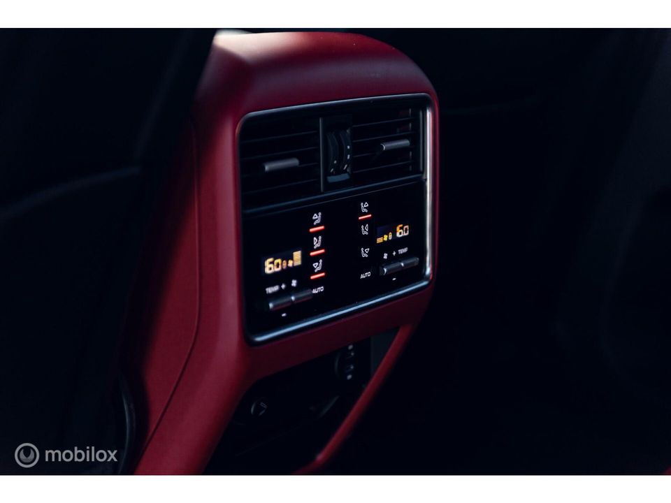 Porsche Cayenne 3.0 E-Hybrid | Sport Chrono | PDLS | BOSE