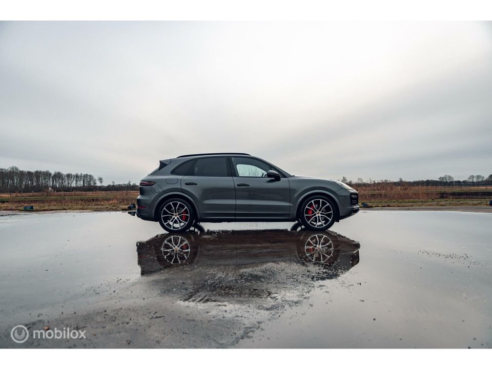 Porsche Cayenne 3.0 E-Hybrid | Sport Chrono | PDLS | BOSE