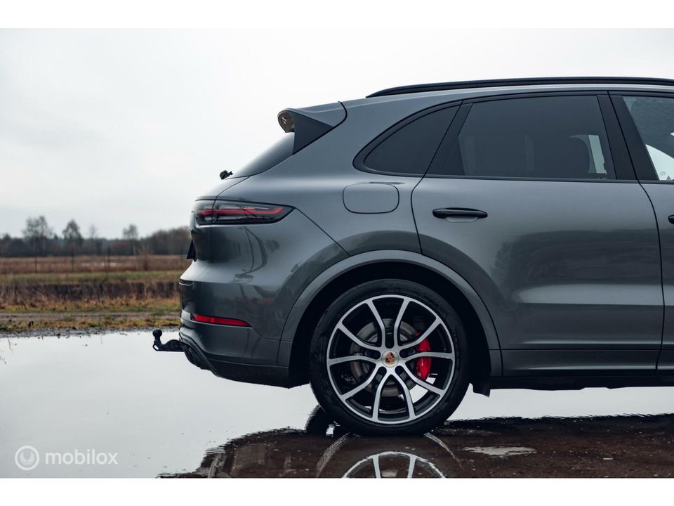 Porsche Cayenne 3.0 E-Hybrid | Sport Chrono | PDLS | BOSE