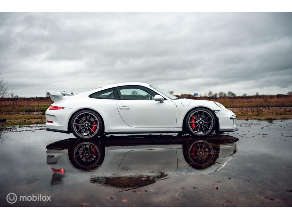 Porsche 911 3.8 GT3