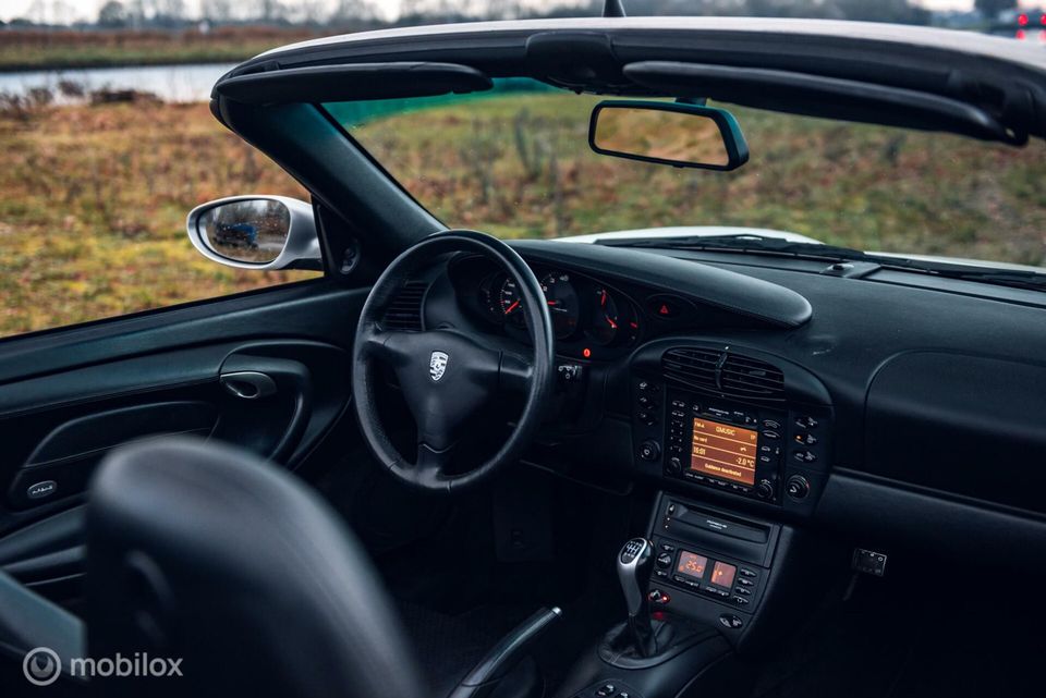 Porsche 911 Cabrio 3.4 Carrera