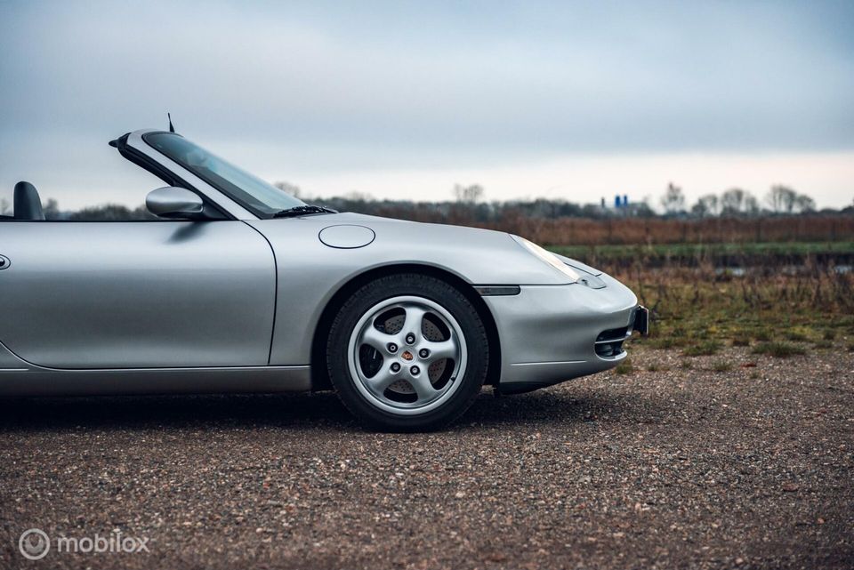 Porsche 911 Cabrio 3.4 Carrera