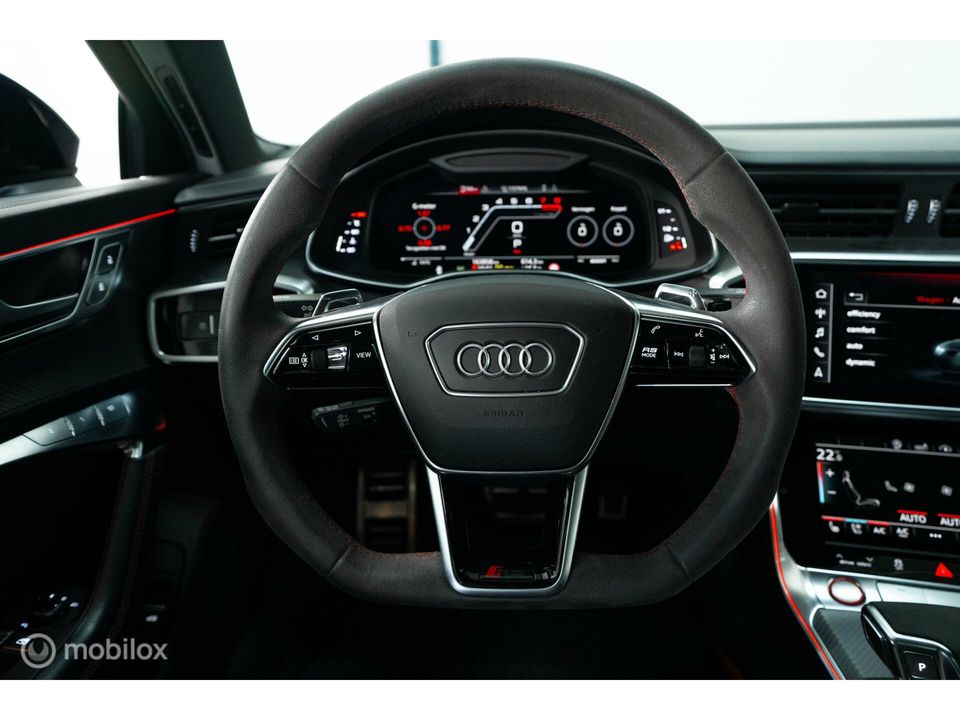 Audi RS6 Avant Quattro | 600 PK | Pano | Keramische remmen