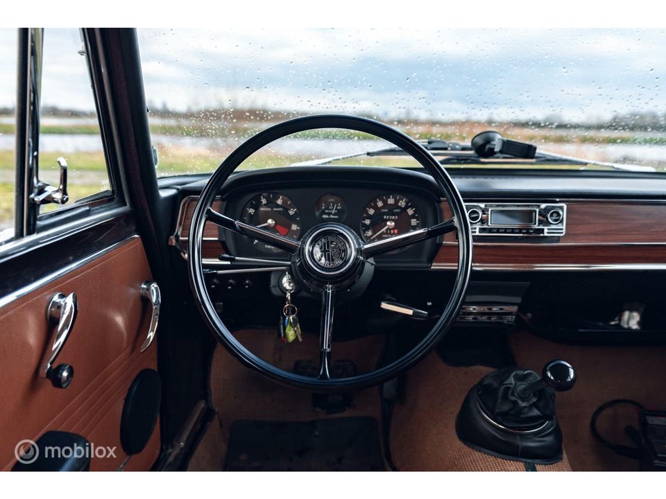 Alfa Romeo Giulia 1300Ti | Klassieker | Dellorto 