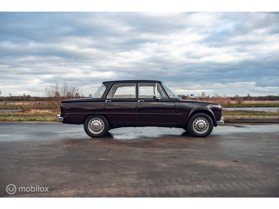 Alfa Romeo Giulia 1300Ti | Klassieker | Dellorto 