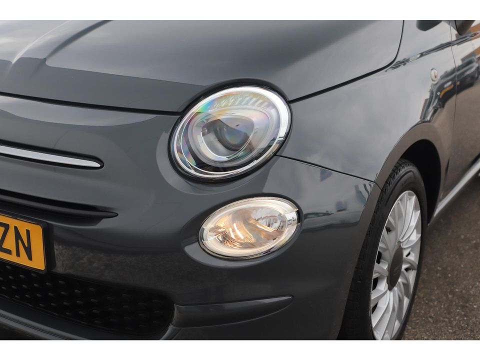 Fiat 500 1.0 Hybrid Cult 69PK Navigatie Airco Radio Bluetooth LMV PDC Zwarte Hemel