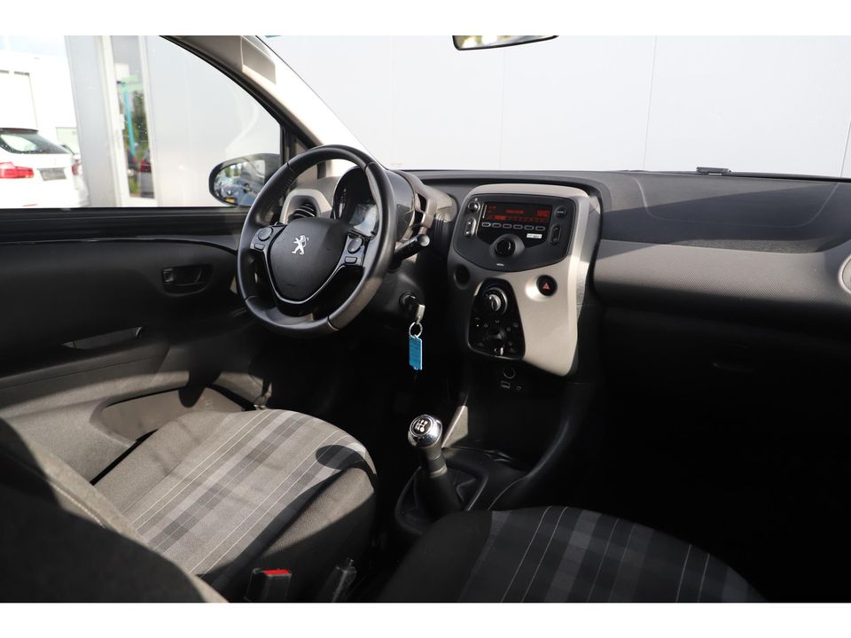 Peugeot 108 1.0 e-VTi Active Radio Airco Bluetooth Getint Glas Elektrische Ramen Centrale deurvergrendeling