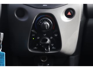 Peugeot 108 1.0 e-VTi Active Radio Airco Bluetooth Getint Glas Elektrische Ramen Centrale deurvergrendeling