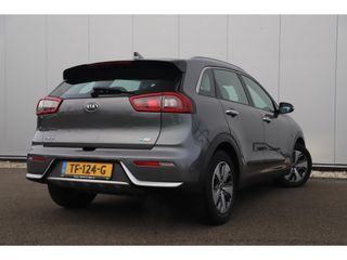 Kia Niro 1.6 GDi Hybrid DynamicLine Automaat Half Leder Navigatie Camera Lane Assist Clima Cruise PDC Carplay Android Bluetooth LED