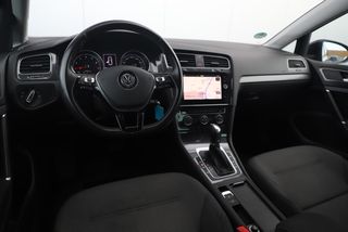 Volkswagen Golf 1.0 TSI Comfortline Business Automaat Navigatie Adaptive Cruise Clima PDC Carplay Android Auto Getint Glas LMV Bluetooth