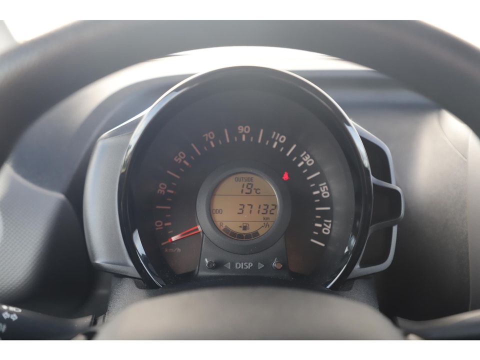 Peugeot 108 1.0 e-VTi Active Radio Airco Bluetooth Elektrische Ramen