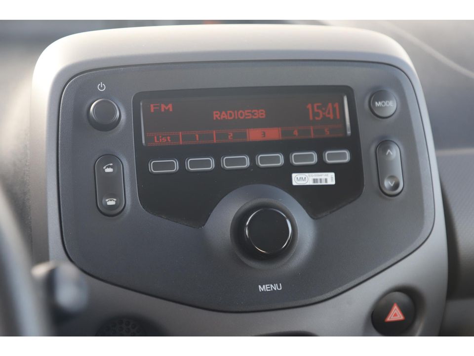 Peugeot 108 1.0 e-VTi Active Radio Airco Bluetooth Elektrische Ramen