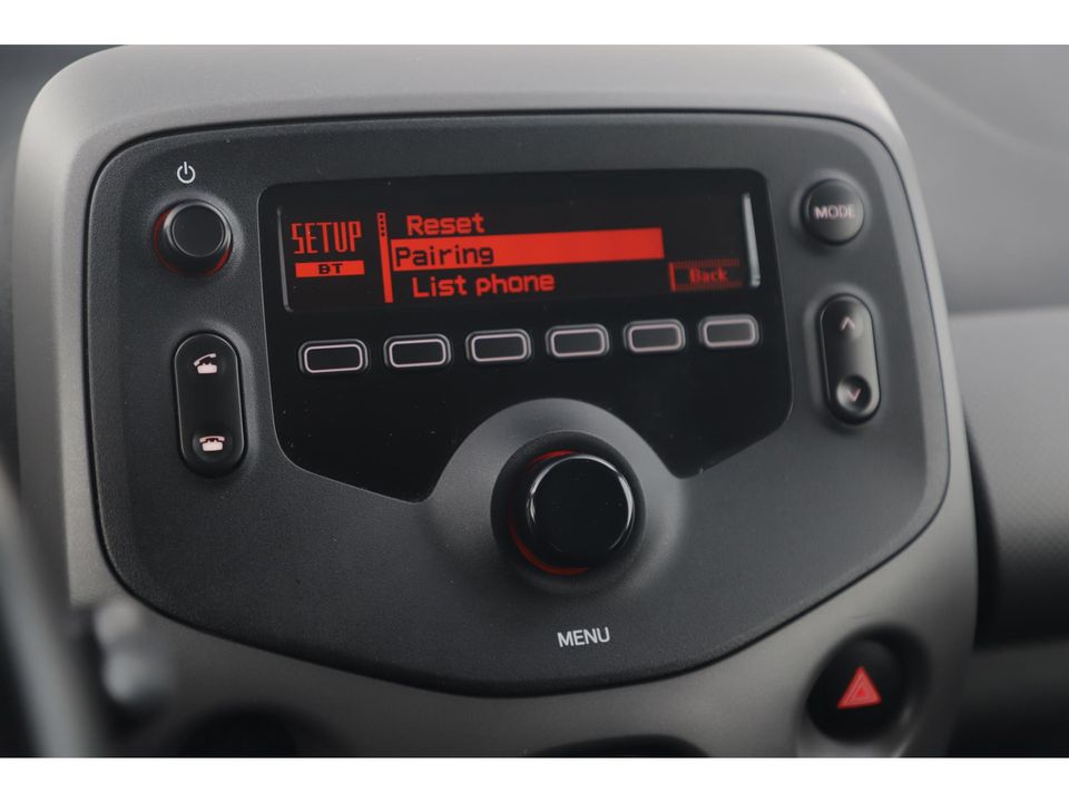 Peugeot 108 1.0 e-VTi Active Radio Airco Bluetooth Elektrische Ramen Centrale Vergrendeling