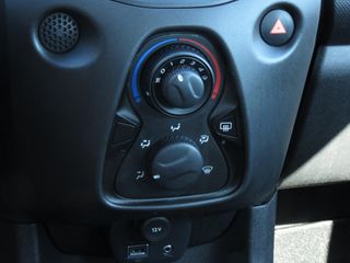 Citroën C1 1.0 e-VTi Live 5-DEURS | NIEUWE APK | RADIO/USB/AUX | LED |