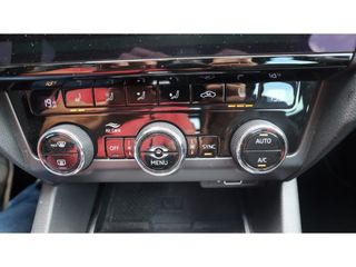 Škoda Octavia Combi 1.0 TSI Grt Amb. Bns | Leder | DAB | Media | Led | Nwe Type