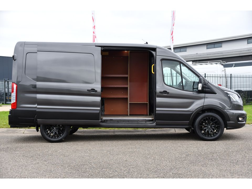 Ford Transit 350 2.0 TDCI L3H2 Limited Raptor Edition! Camera, Cruise, 185PK, Xenon, Carplay, Mutlimedia, Navi, PDC, Trekhaak, BOM VOL!