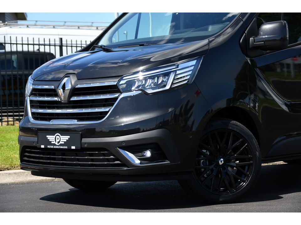 Renault Trafic 2.0 dCi 130 T30 L2H1 Luxe Black Edition Camera, Cruise, 2 x Schuifdeur, Carplay, Multimedia, 130PK,