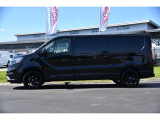 Renault Trafic 2.0 dCi 130 T30 L2H1 Luxe Black Edition Camera, Cruise, 2 x Schuifdeur, Carplay, Multimedia, 130PK,