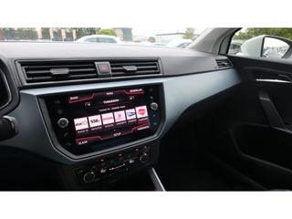 SEAT Arona 1.0 TSI Style B. Int | Adaptieve cruise | Camera | Led | Apple VERKOCHT