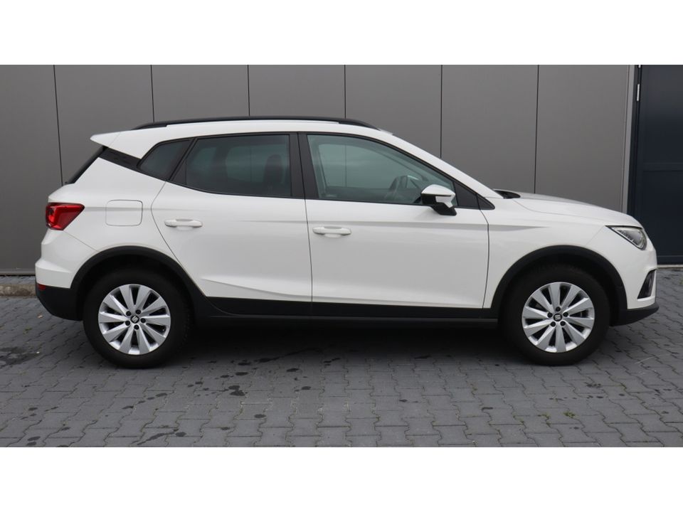 SEAT Arona 1.0 TSI Style B. Int | Adaptieve cruise | Camera | Led | Apple VERKOCHT