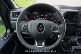 Renault Master T35 2.3 180PK Grand Confort L2H2 Climate Navi Camera Cruise Trekhaak!! NR. 133