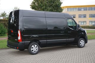 Renault Master T35 2.3 180PK Grand Confort L2H2 Climate Navi Camera Cruise Trekhaak!! NR. 133