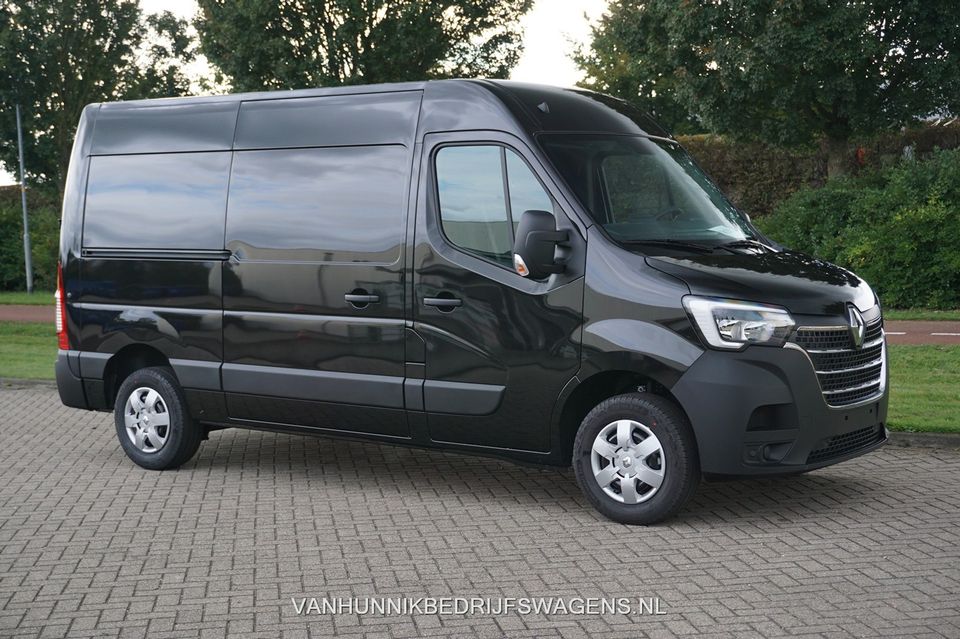 Renault Master T35 2.3 180PK Grand Confort L2H2 Climate Navi Camera Cruise Trekhaak!! NR. 133