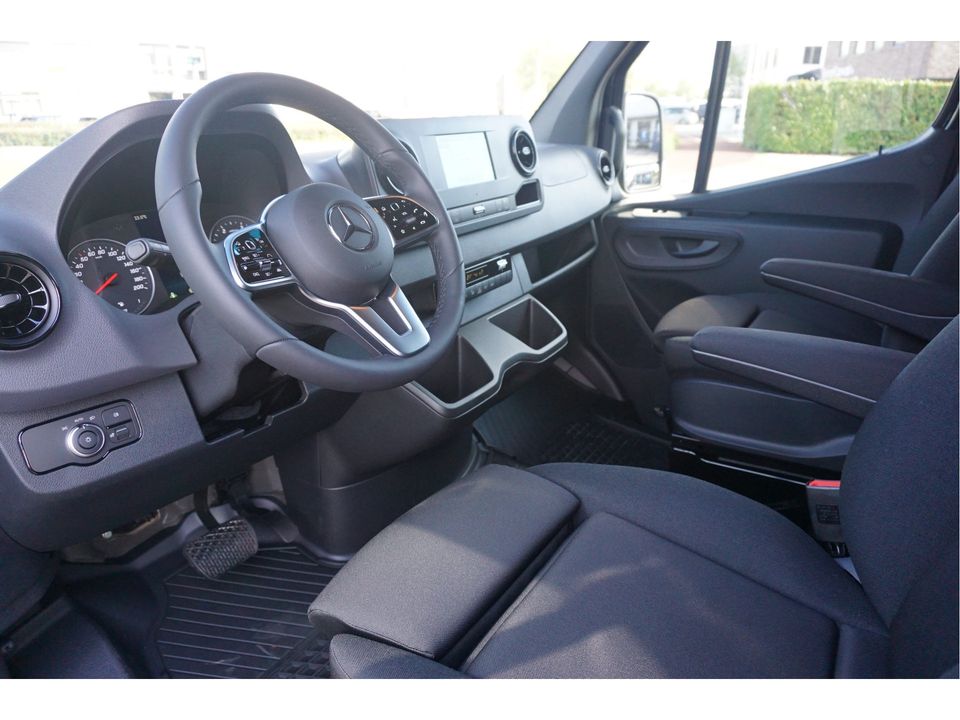 Mercedes-Benz Sprinter 319CDI L3H2 Navi, Camera, LED, Distronic 9G-Tronic!! NR. 831