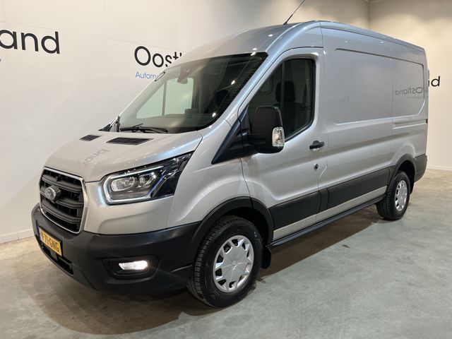 Ford Transit 2.0 TDCI L2H2 Trend 130 PK Automaat / Euro 6 / Airco / Camera / Cruise Control / Navigatie / CarPlay / Xenon / 89.500 KM !!