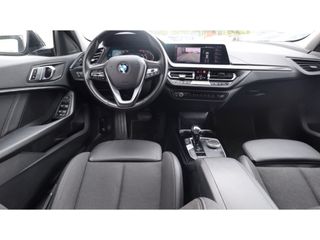 BMW 1-serie 118i Executive Ed. | Sport | Led | Media | 140pk | Mooi