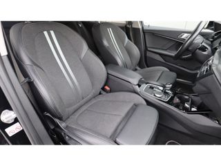 BMW 1-serie 118i Executive Ed. | Sport | Led | Media | 140pk | Mooi