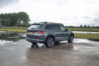 Škoda Kodiaq 1.5 TSI Sportline Business 7p. | LEDER | PANO | TREKHAAK | ADAPTIVE CRUISE