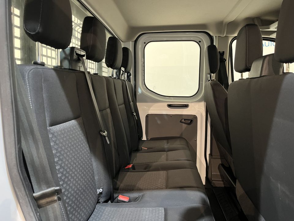 Ford Transit 2.0 TDCI L3H1 130 PK DC Dubbel Cabine Trend Open Laadbak / Euro 6 / Airco / Cruise Control / Trekhaak / CarPlay / 23.600 KM !!