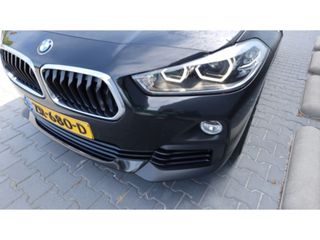 BMW X2 sDrive20i Hi.Ex.Ed. | Head up | Leder | 19 Inch | Media