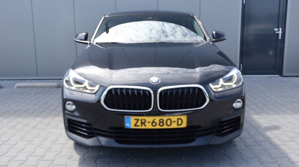 BMW X2 sDrive20i Hi.Ex.Ed. | Head up | Leder | 19 Inch | Media