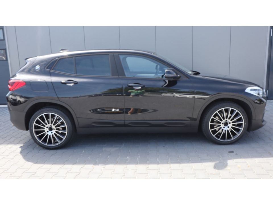 BMW X2 sDrive20i Hi.Ex.Ed. | Head up | Leder | 19 Inch | Media VERKOCHT