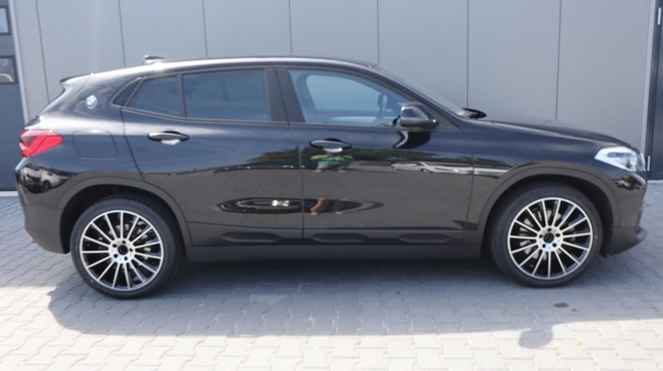 BMW X2 sDrive20i Hi.Ex.Ed. | Head up | Leder | 19 Inch | Media