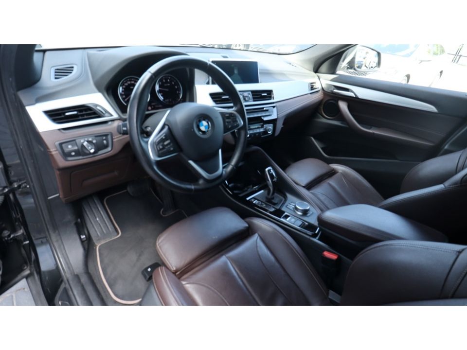 BMW X2 sDrive20i Hi.Ex.Ed. | Head up | Leder | 19 Inch | Media