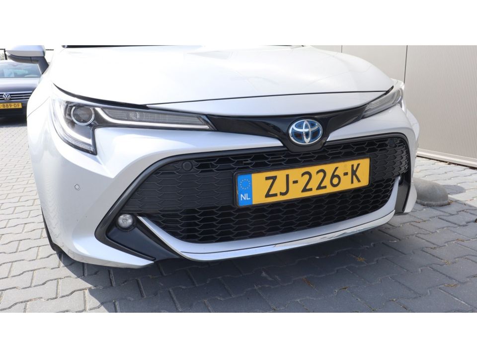 Toyota Corolla Touring Sports 2.0 Hybrid Style Head up | dealer onederhouden | Led | Camera VERKOCHT