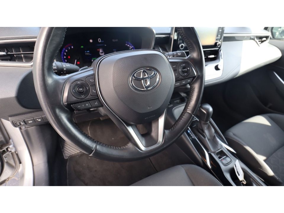 Toyota Corolla Touring Sports 2.0 Hybrid Style Head up | dealer onederhouden | Led | Camera VERKOCHT